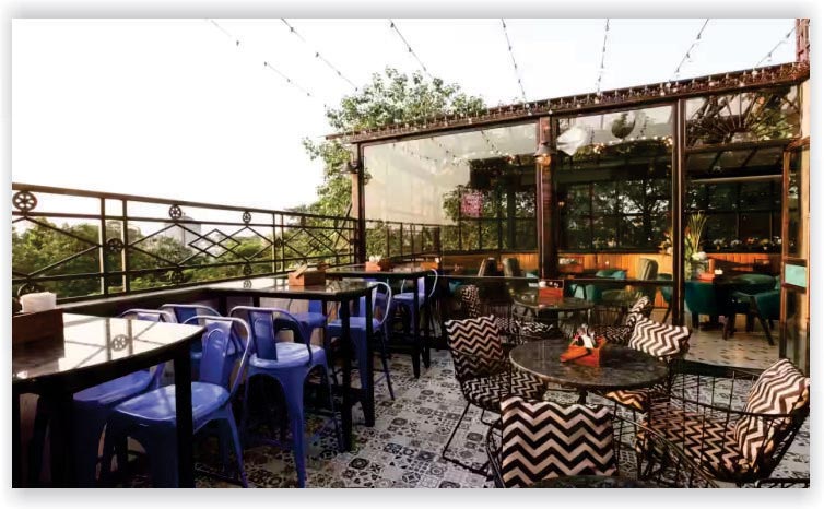 Zucca Lounge